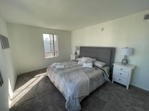 Modern 2Bdr 2Bath W/parking in the Heart of LA
